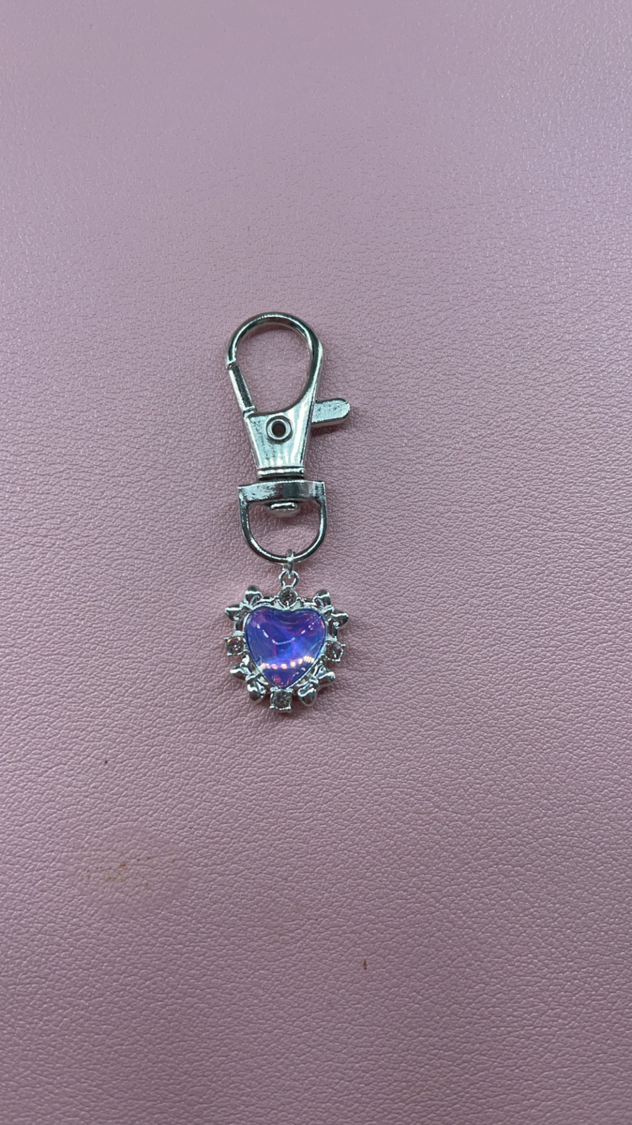 Beautiful iridescent heart aura Blingz