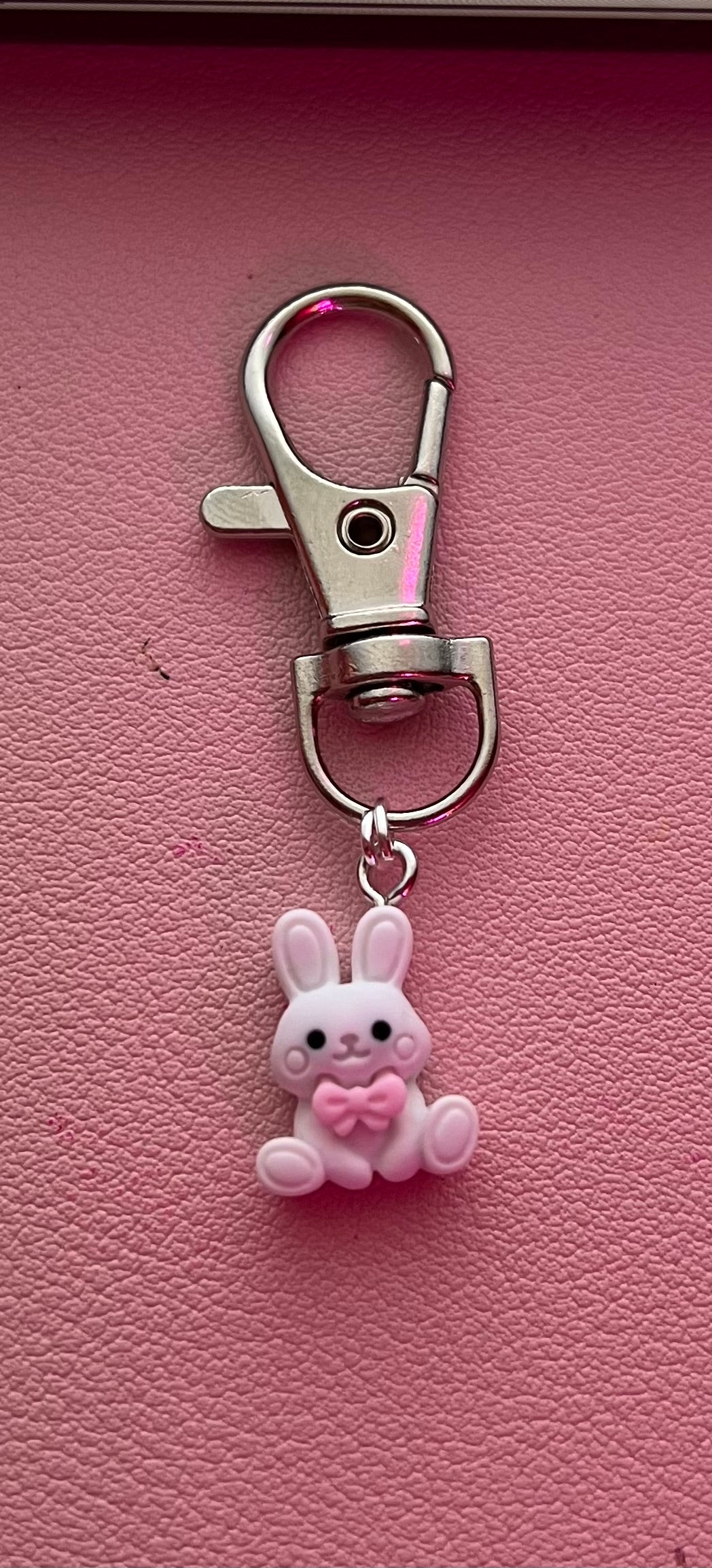White & pink bunny Blingz