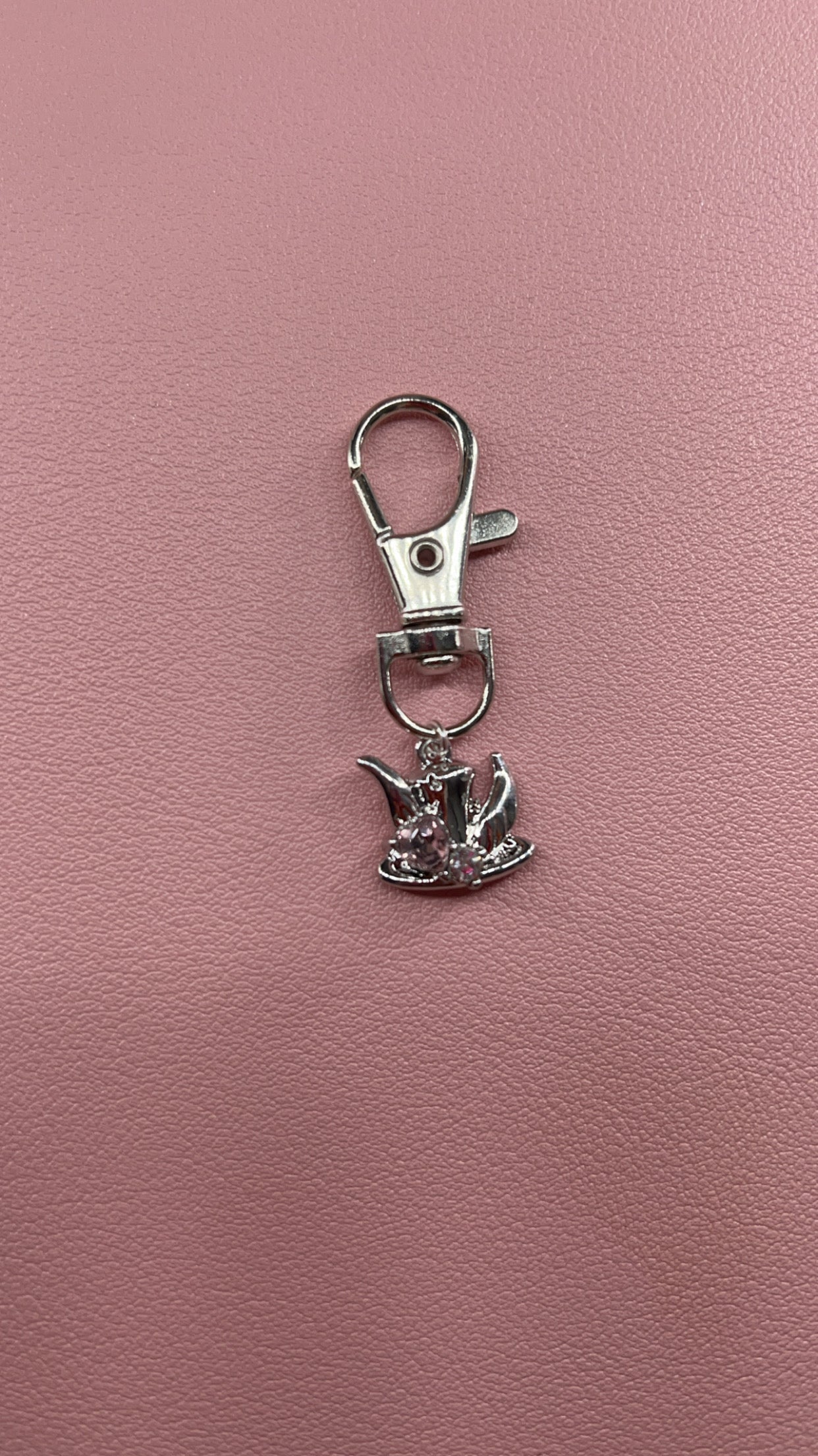 Pink hat aura Blingz