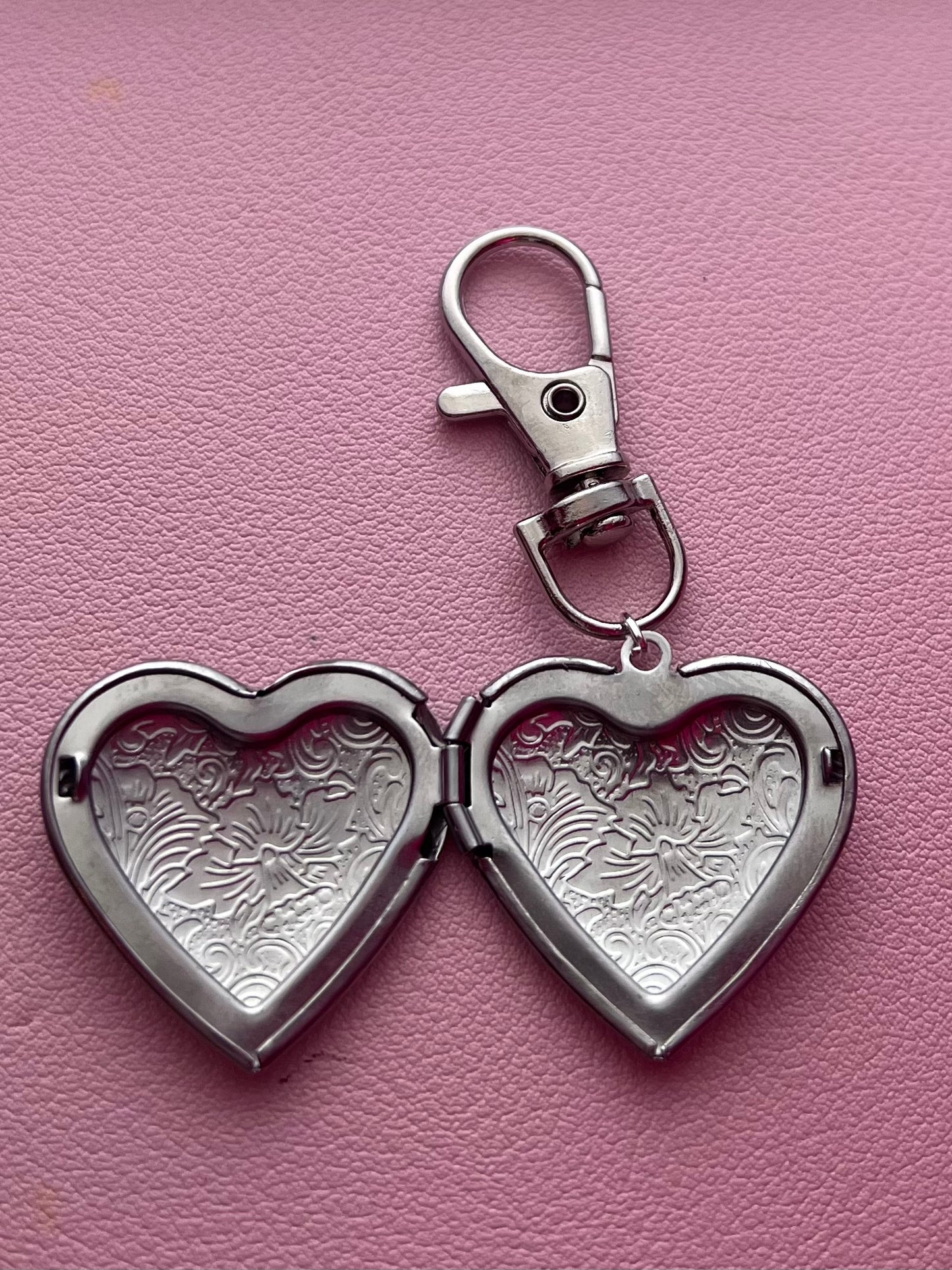 Silver locket Blingz